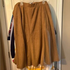 Elegant‎ Tan Skirt